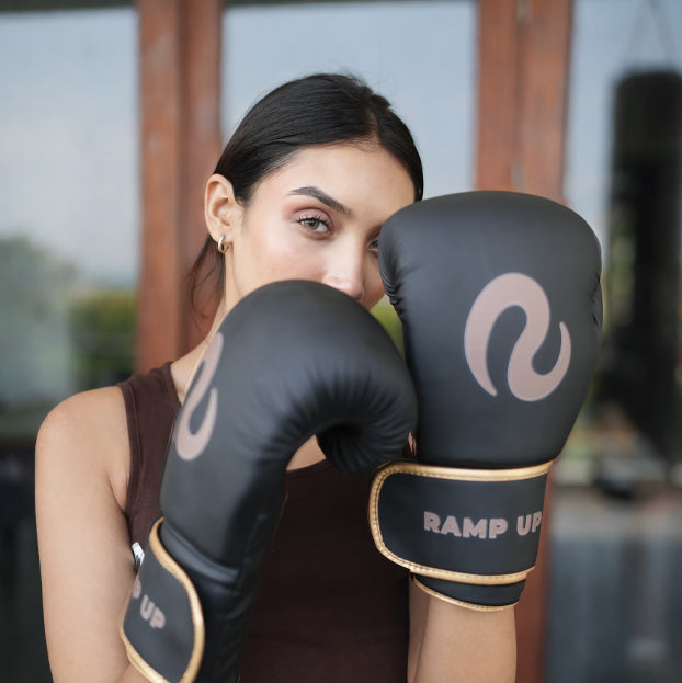 Boxing_Gloves_Thick_PU_Coating_1.jpg